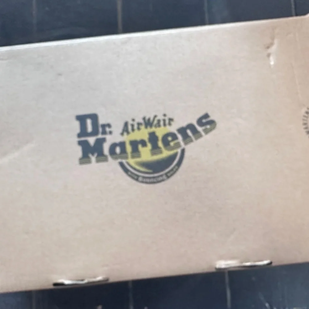 Doc Martin Shoes - Picture 2 of 2